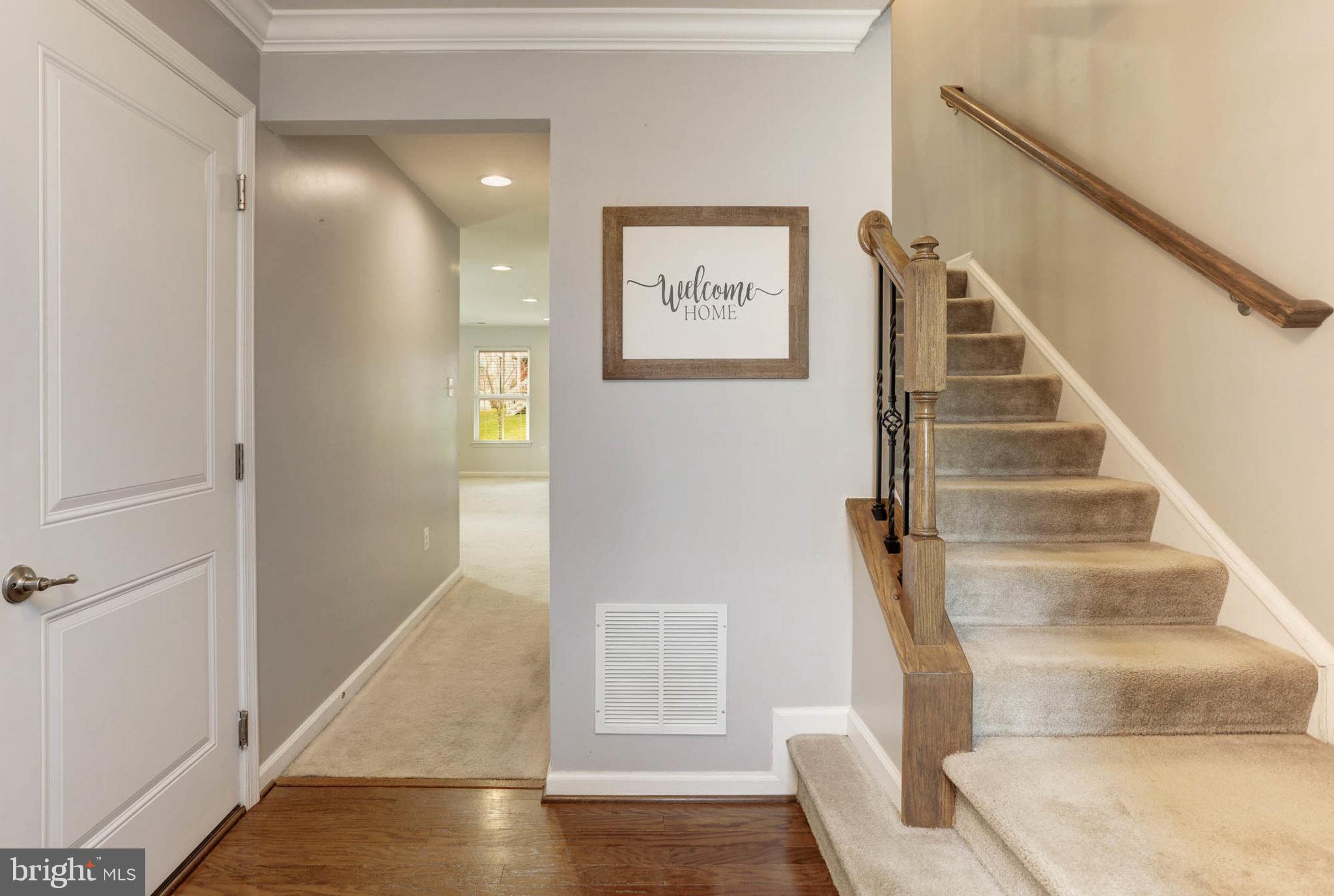 513 Fox River Hills Way