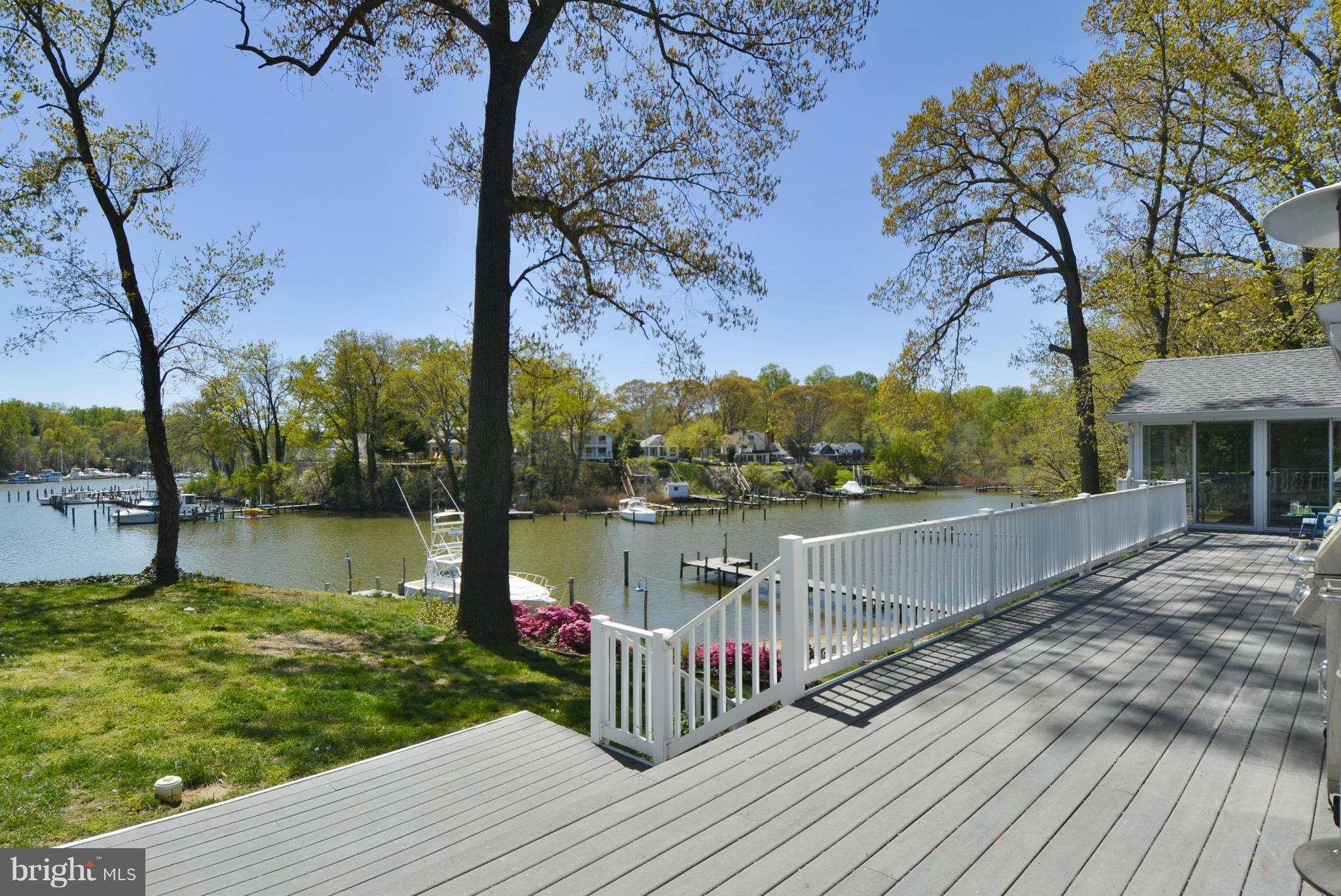 1051 Landon Ln