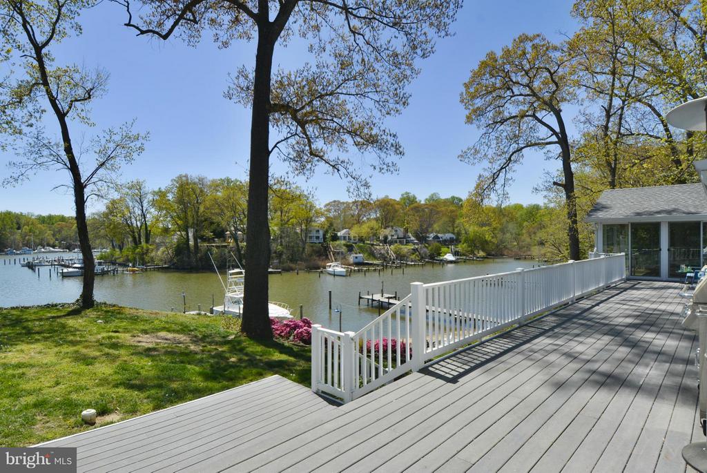 1051 Landon Ln