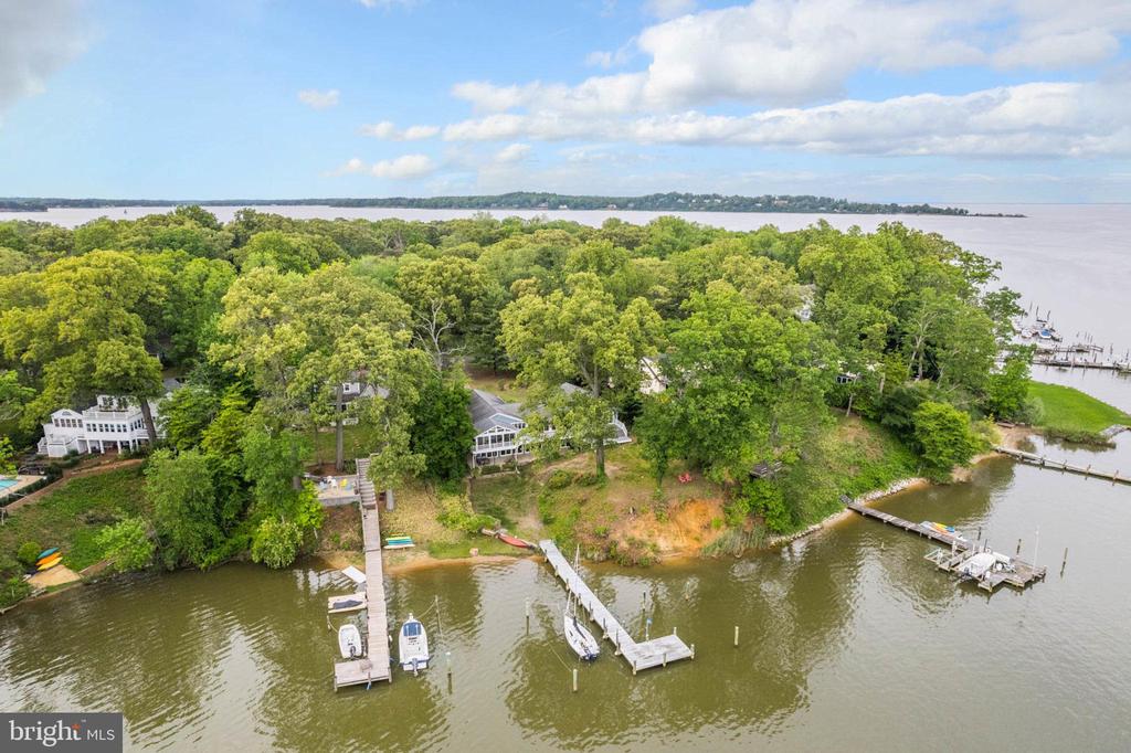 1051 Landon Ln