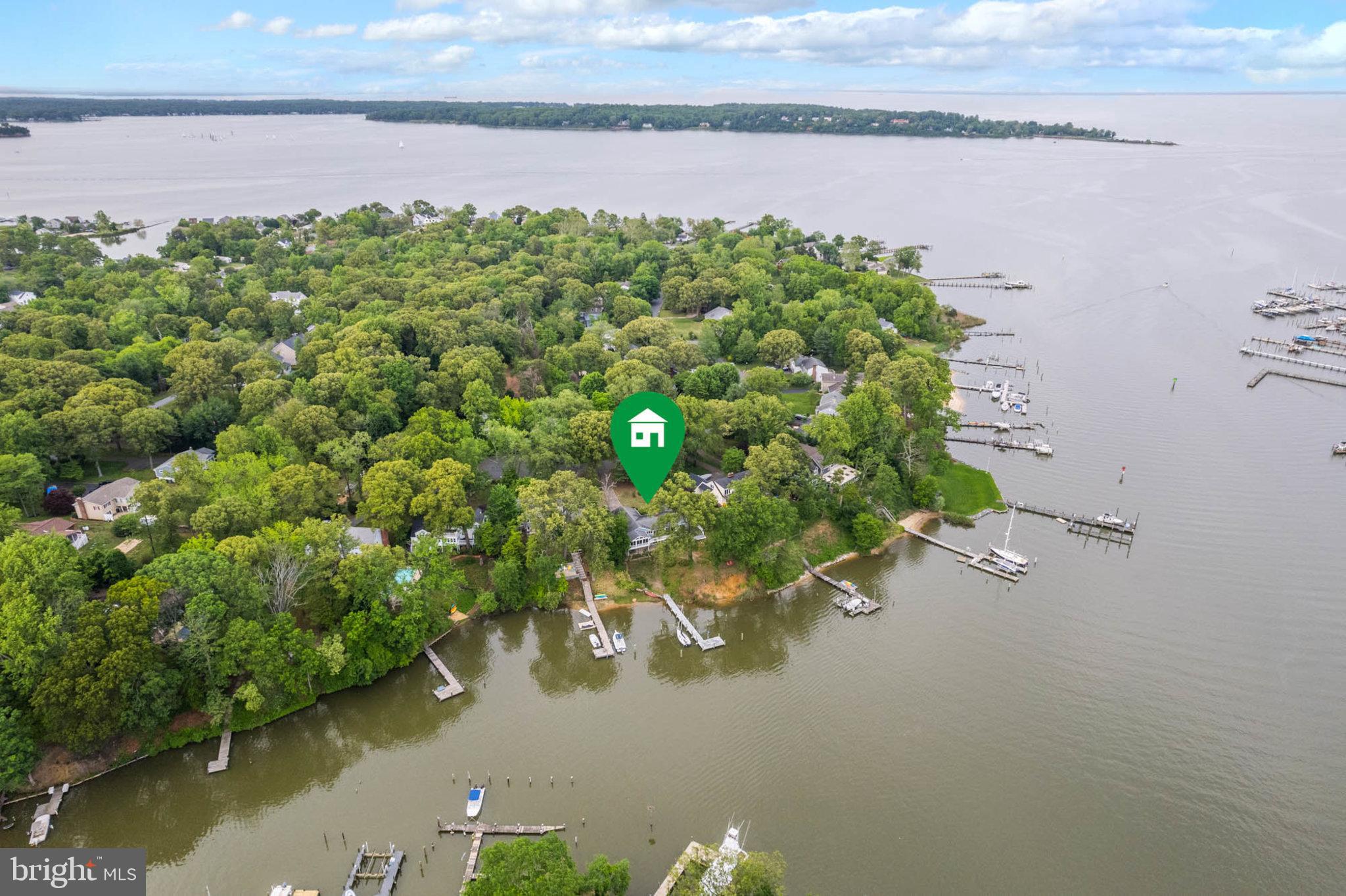 1051 Landon Ln