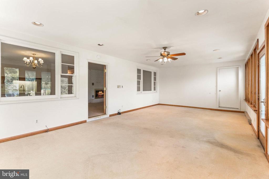 150 Riverside Rd