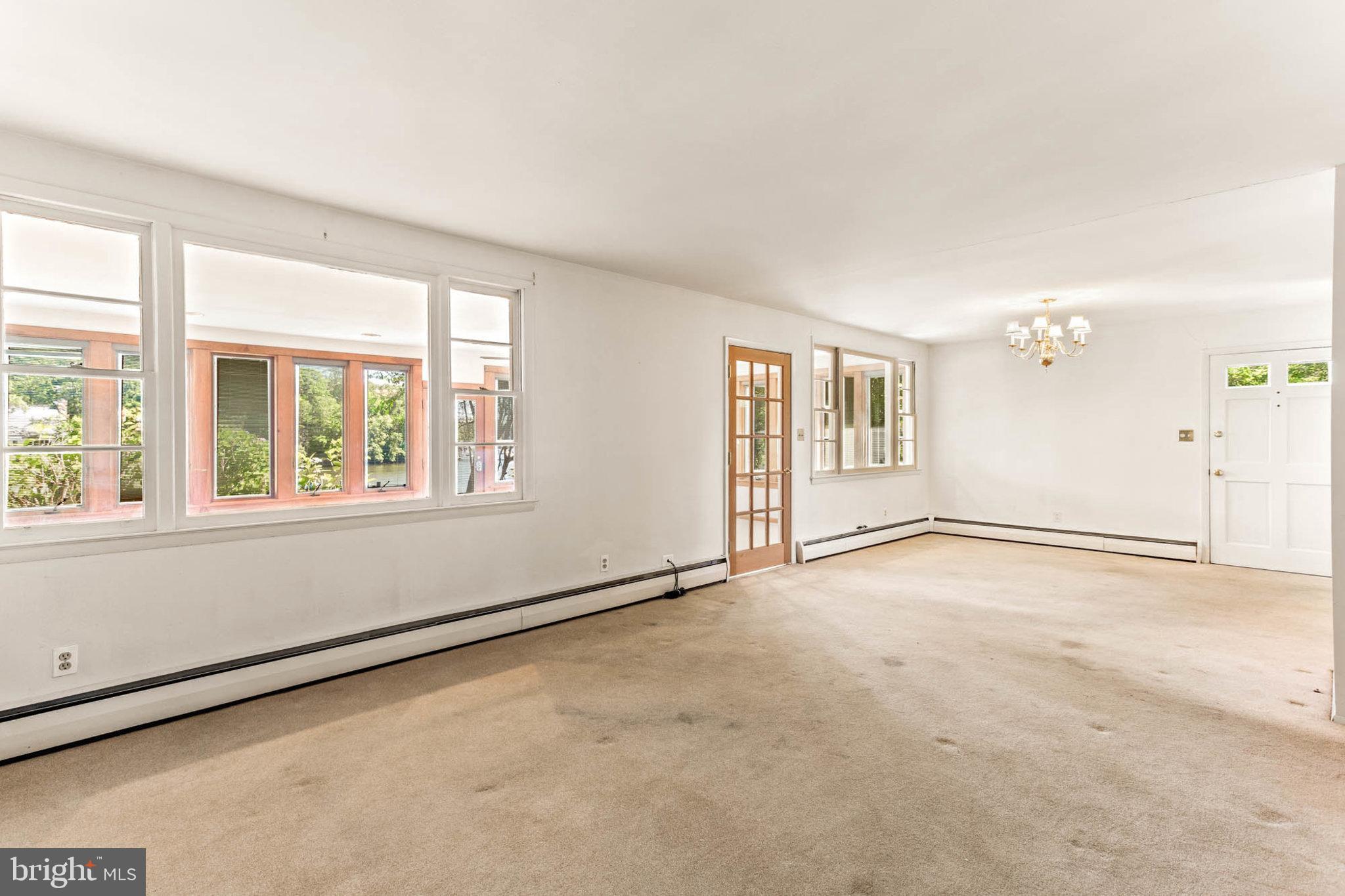 150 Riverside Rd