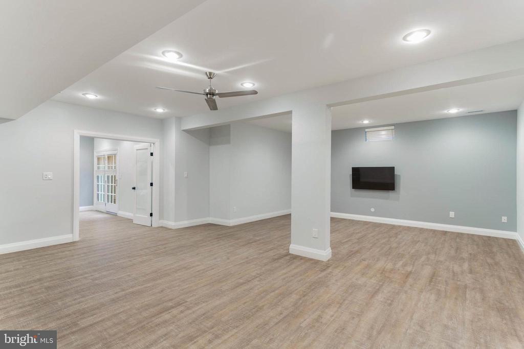2067 Haverford Dr