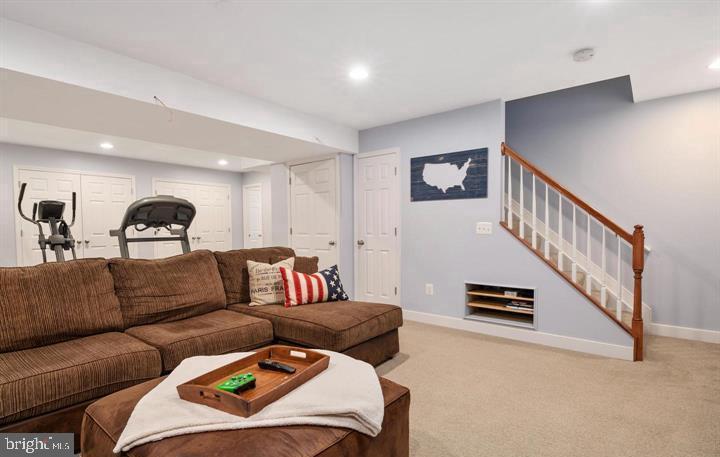 130-B PINEVIEW AVE