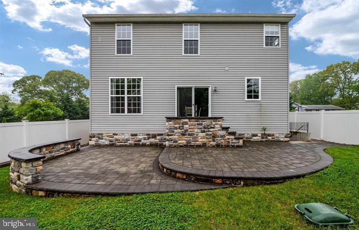 130-B PINEVIEW AVE
