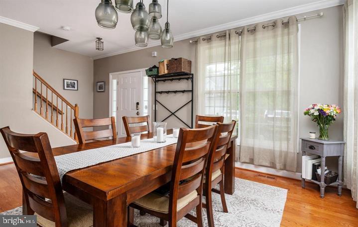 130-B PINEVIEW AVE