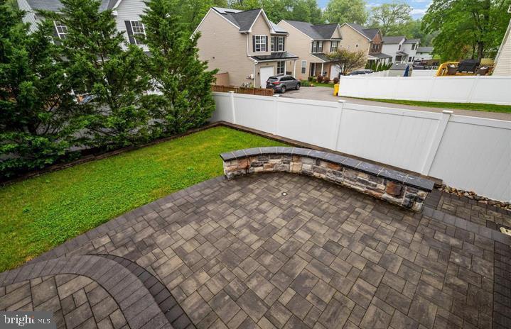 130-B PINEVIEW AVE