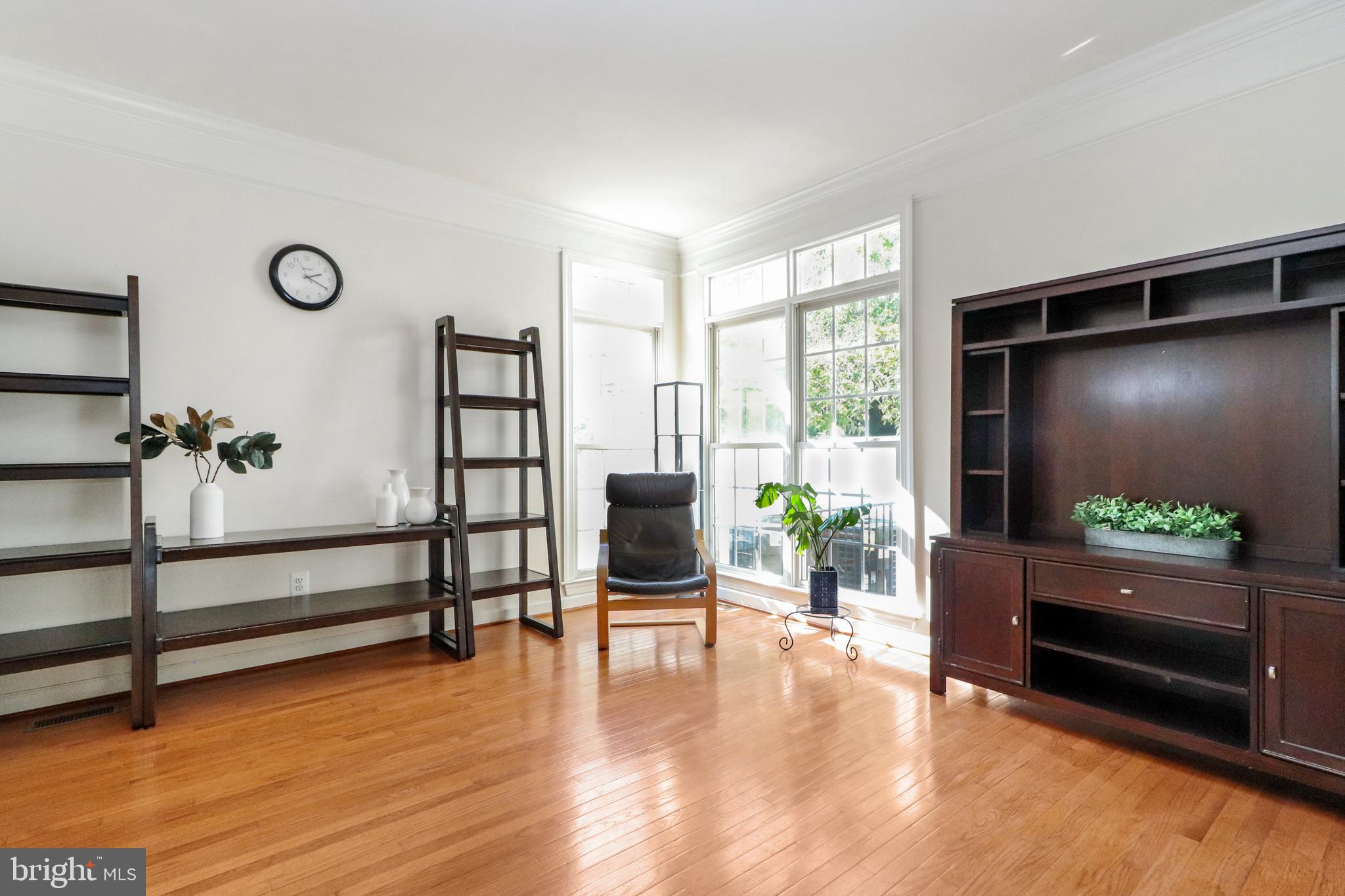 710 Brannock Ter