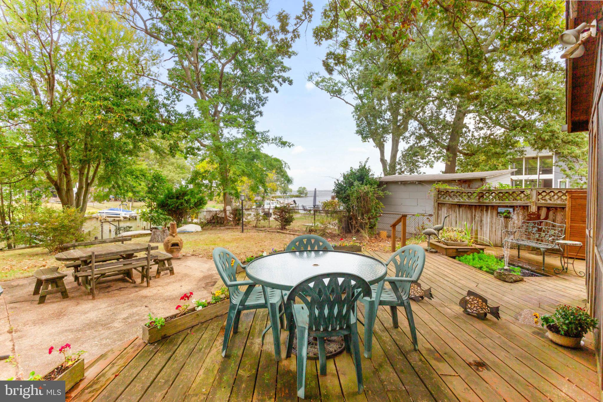 1024 Shore Acres Rd