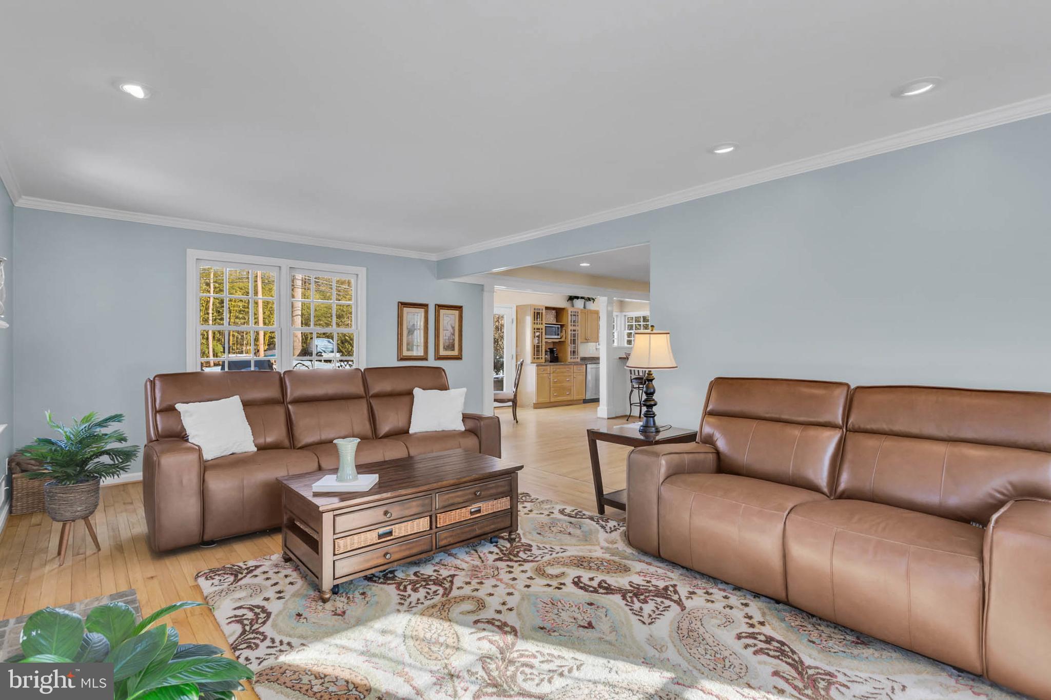 718 Carlisle Dr