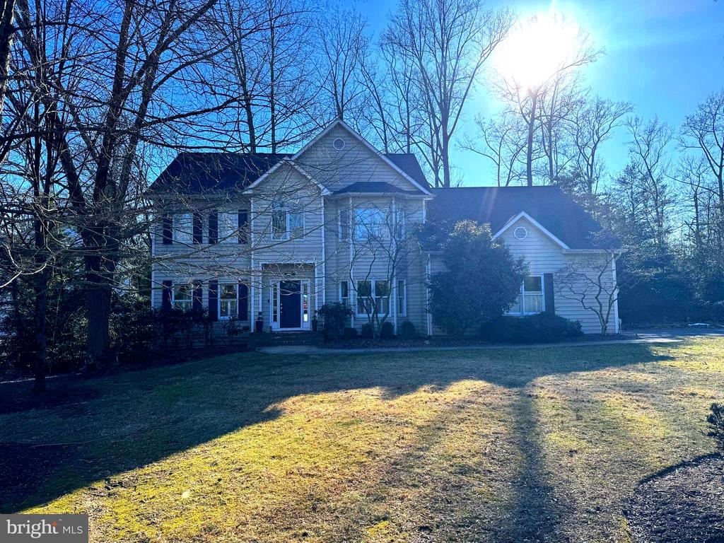 972 Stonington Dr