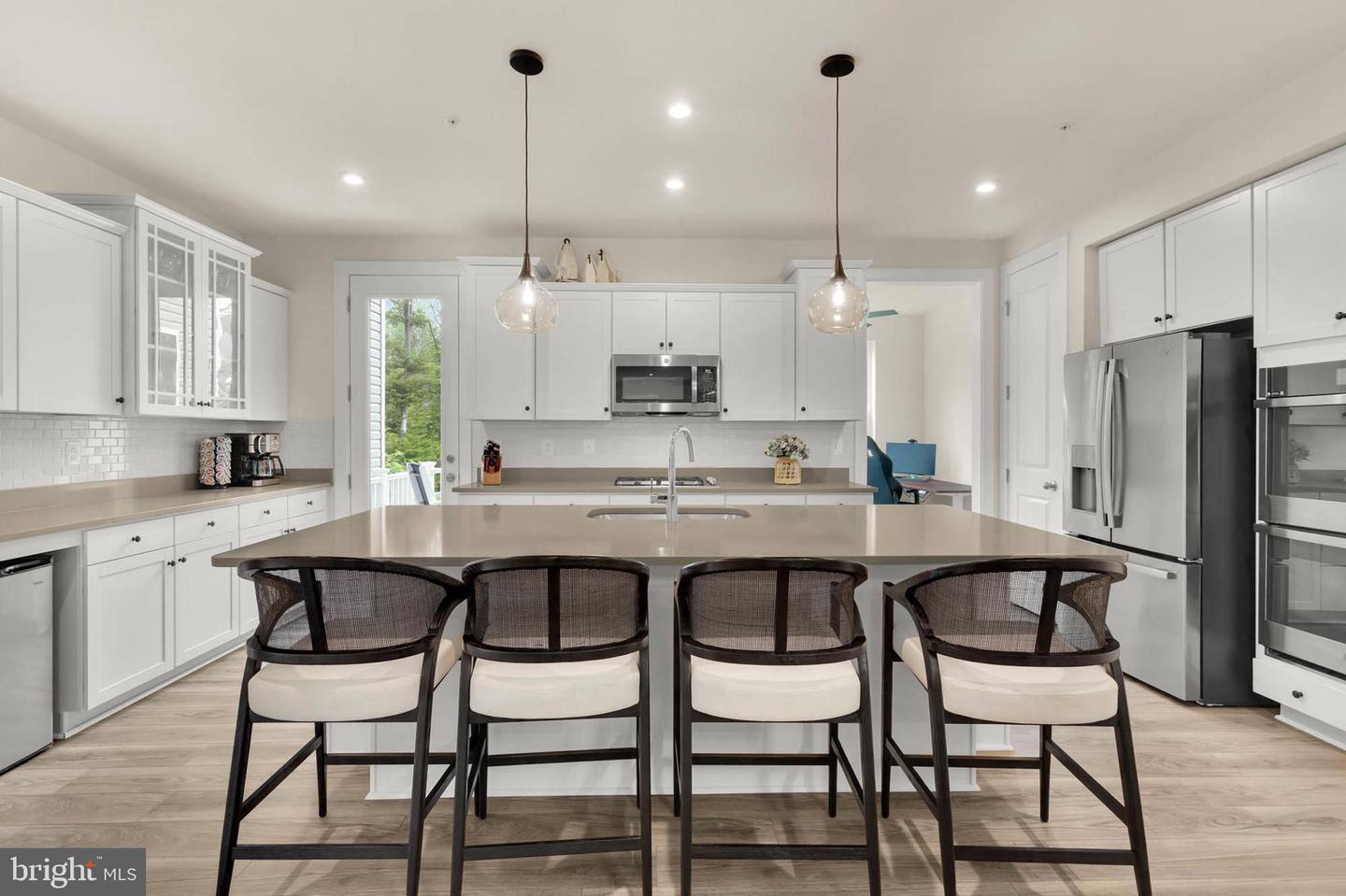 2660 Sequoia Ln