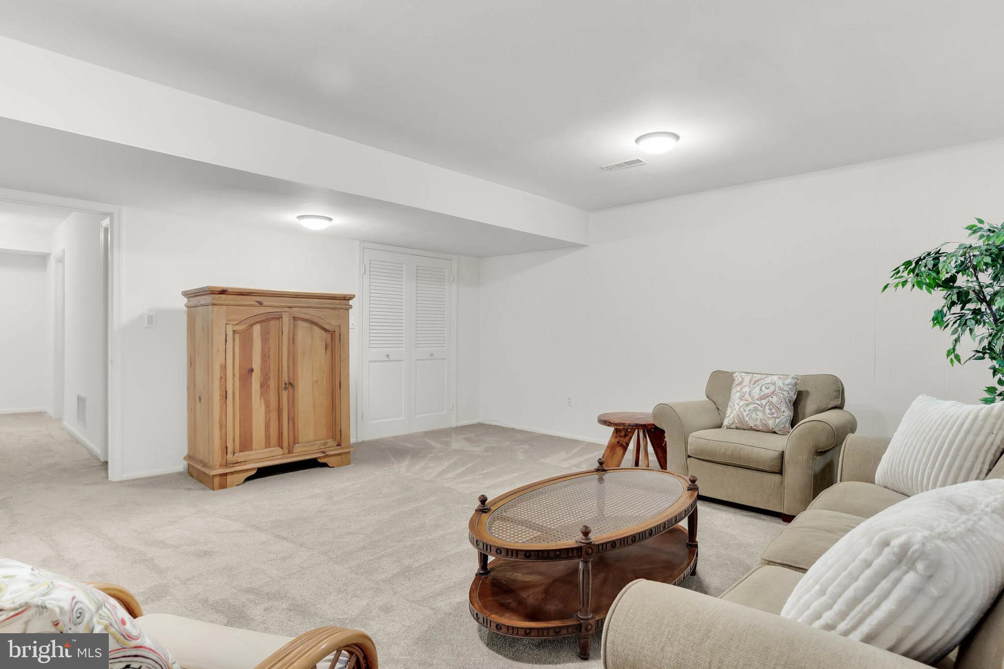 1534 Birdwood Ct #125