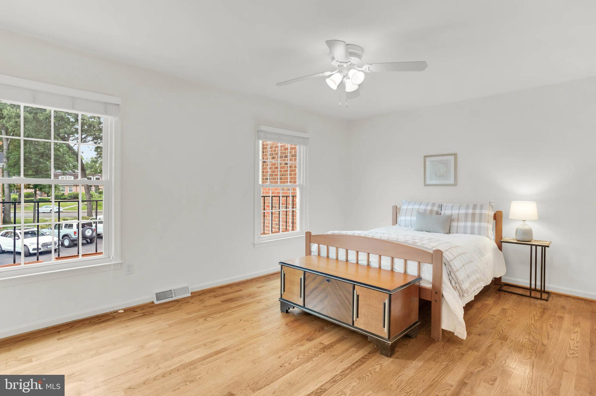 1534 Birdwood Ct #125