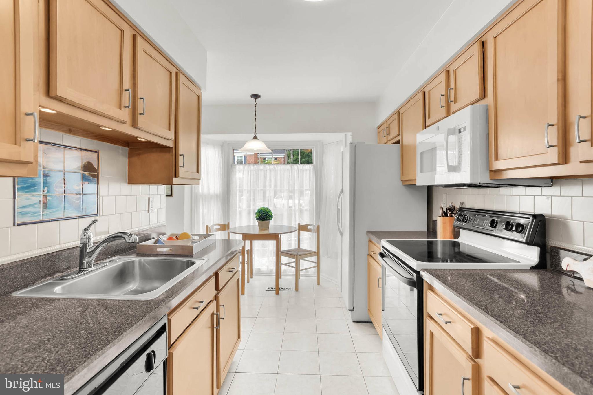 1534 Birdwood Ct #125