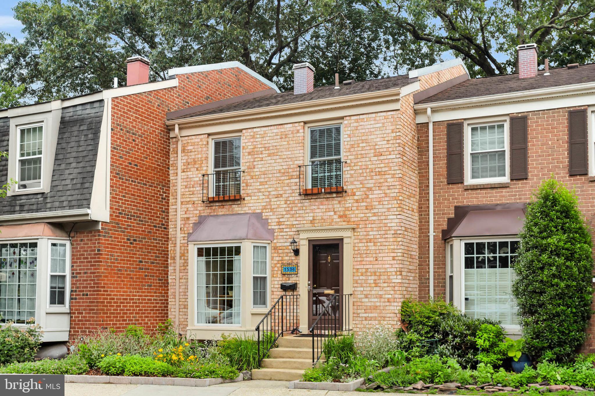 1534 Birdwood Ct #125