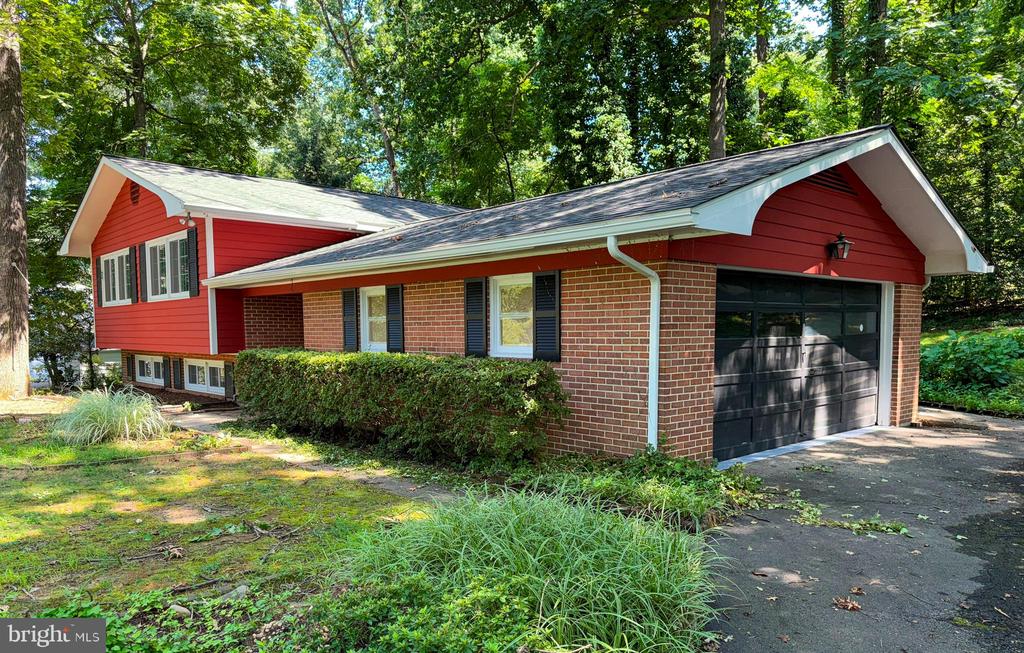 1040 PLACID COURT