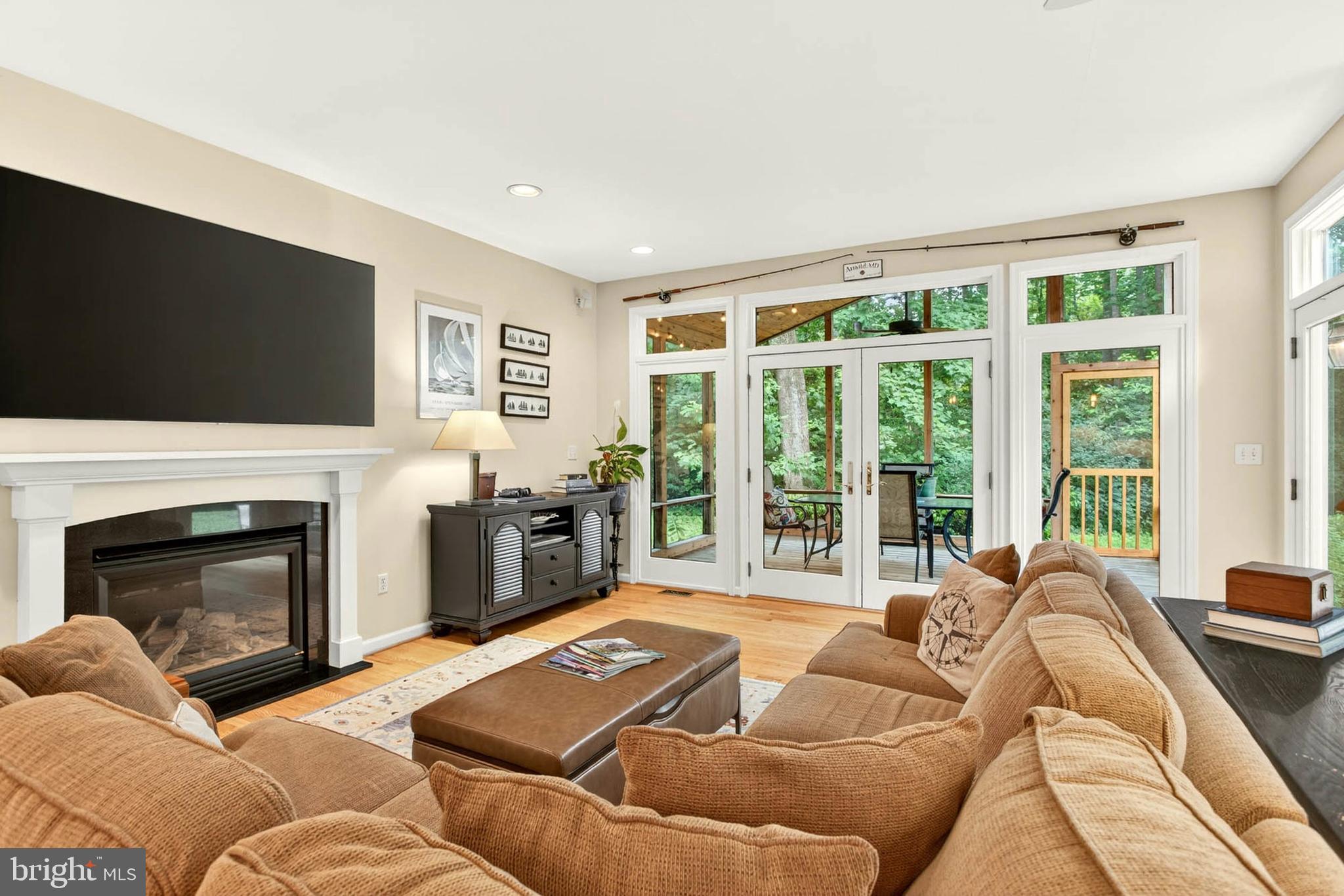 1012 Placid Ct