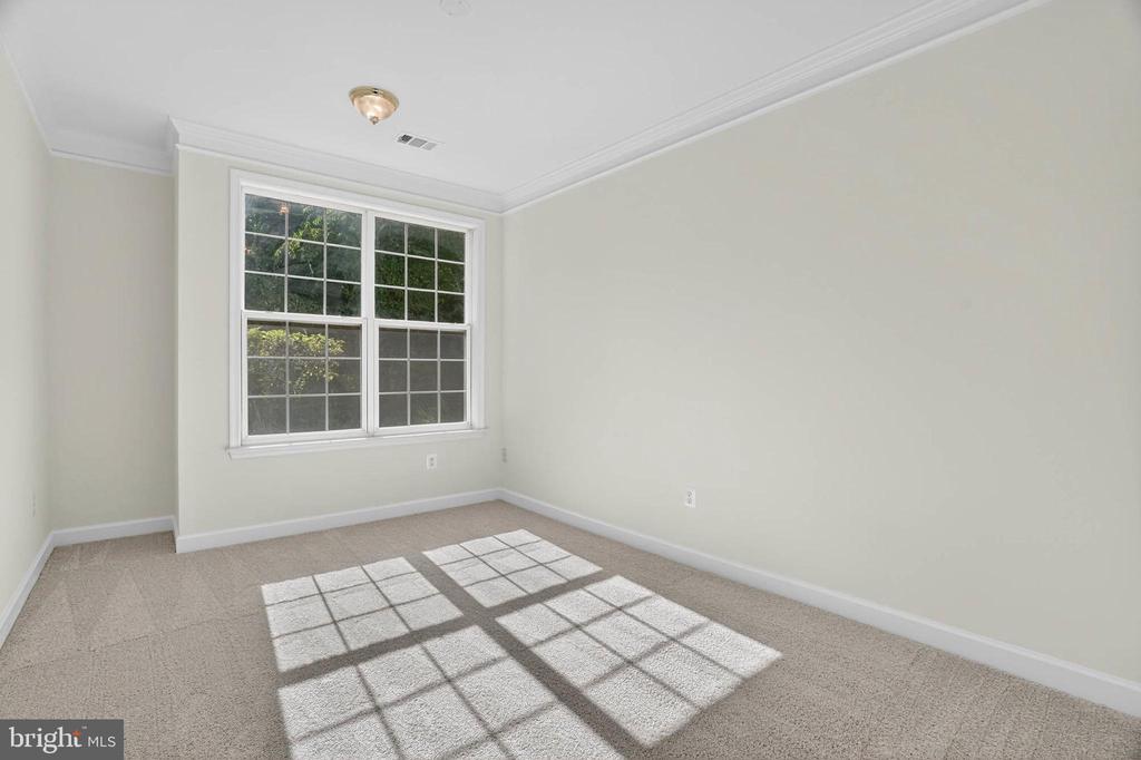 901 NOAH WINFIELD TERRACE 102
