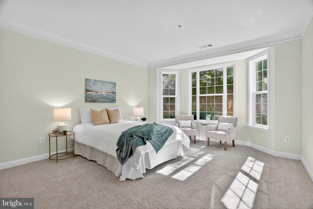 901 NOAH WINFIELD TERRACE 102