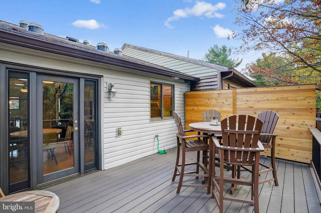 507 GREENBLADES COURT