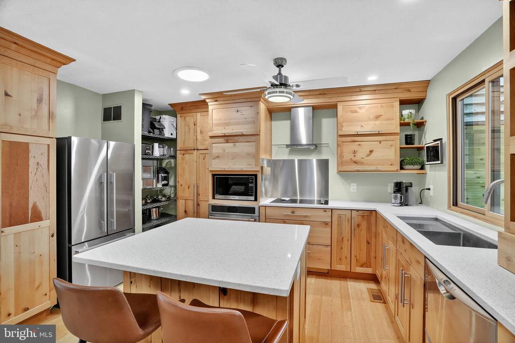 507 GREENBLADES COURT