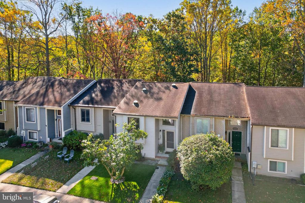 507 GREENBLADES COURT