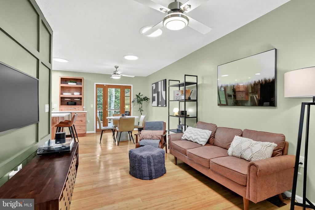 507 GREENBLADES COURT