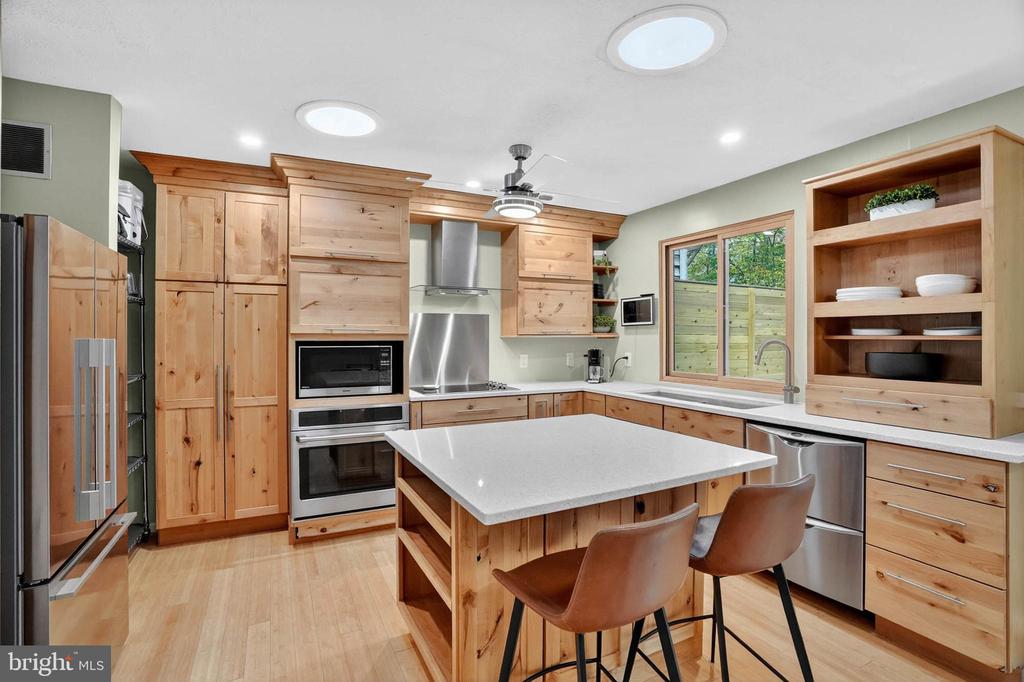 507 GREENBLADES COURT