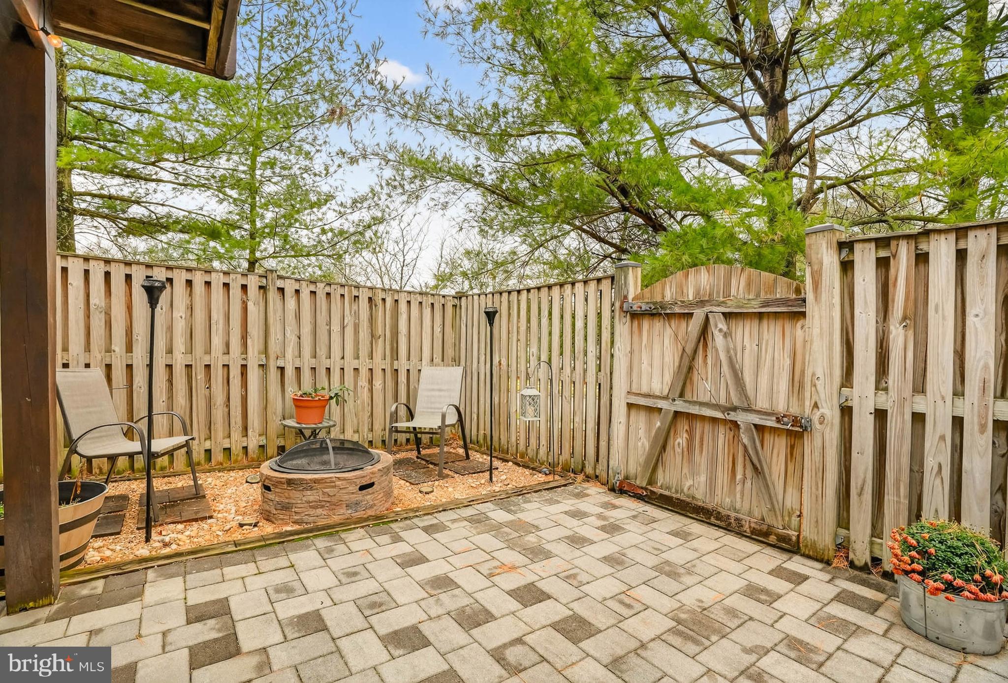 1246 QUAKER RIDGE DRIVE 89