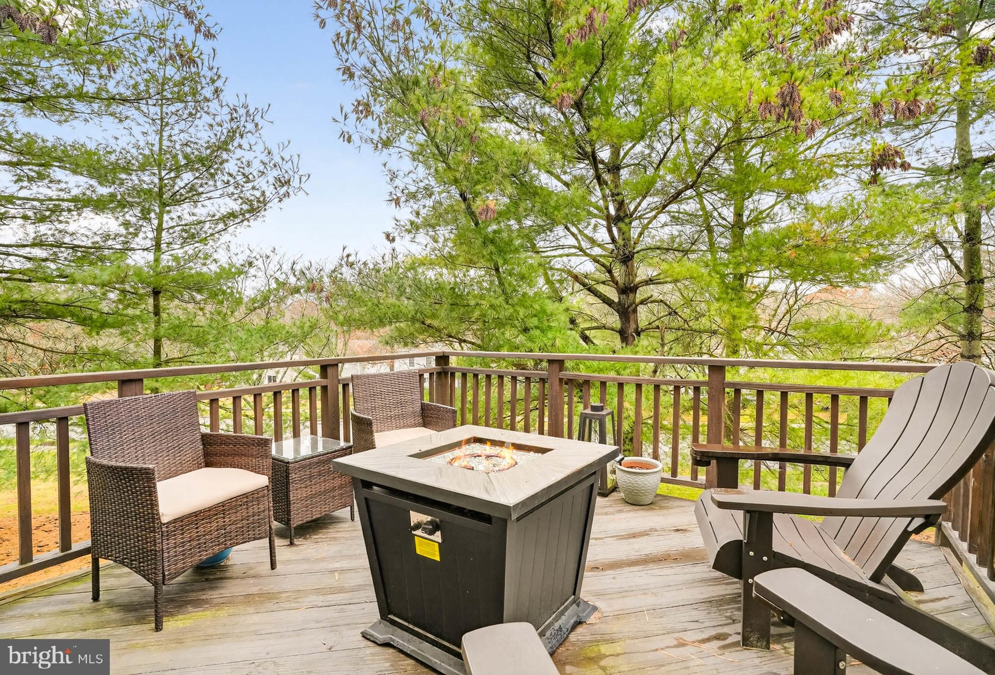 1246 QUAKER RIDGE DRIVE 89