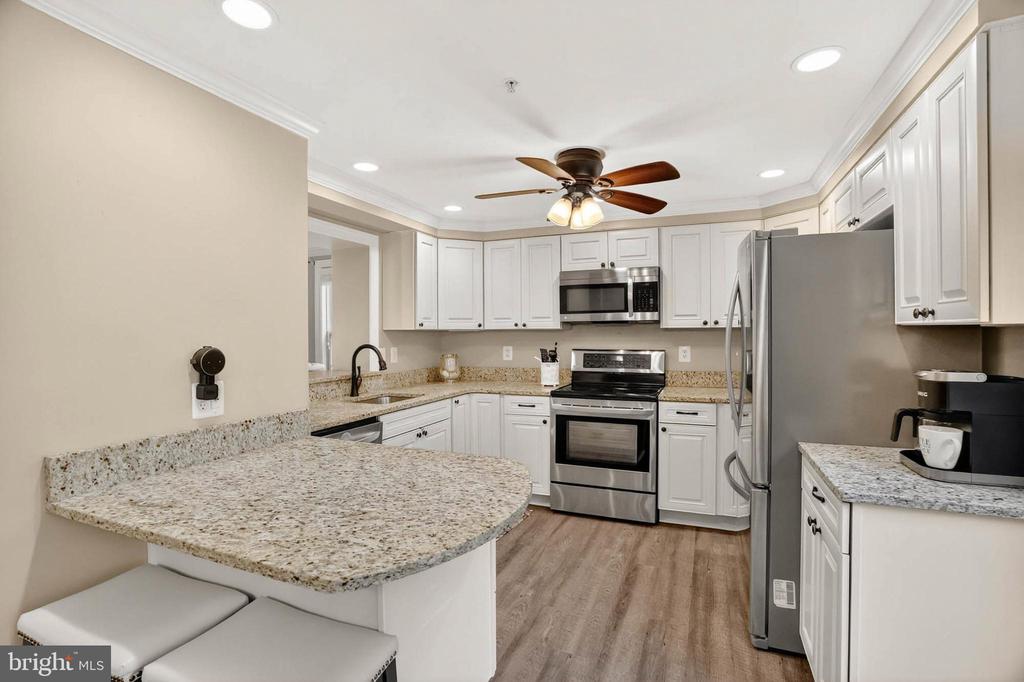 1246 QUAKER RIDGE DRIVE 89