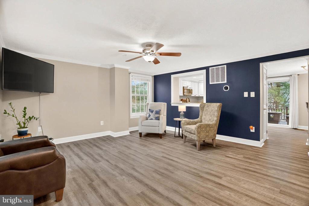 1246 QUAKER RIDGE DRIVE 89