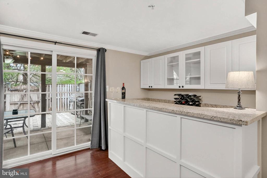 1246 QUAKER RIDGE DRIVE 89