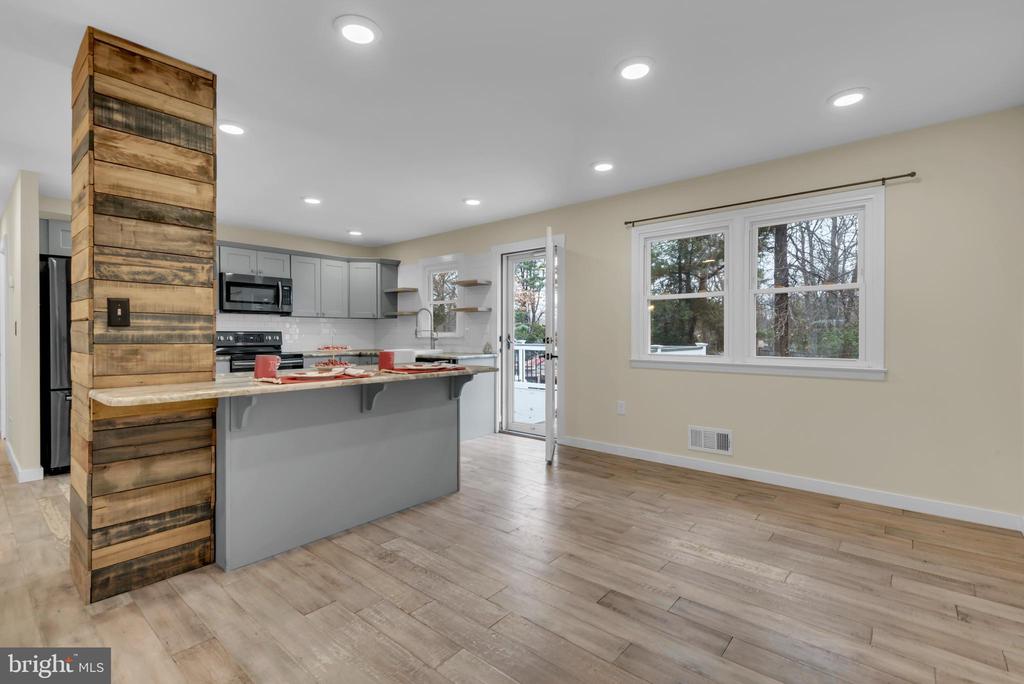 151 LONG POINT COURT
