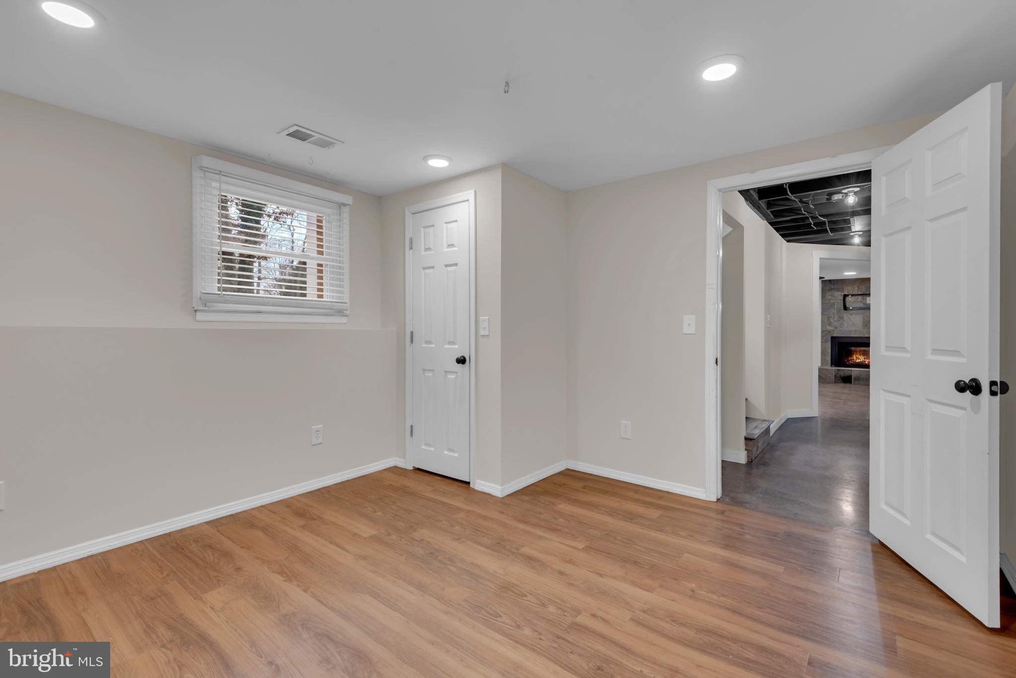 151 LONG POINT COURT