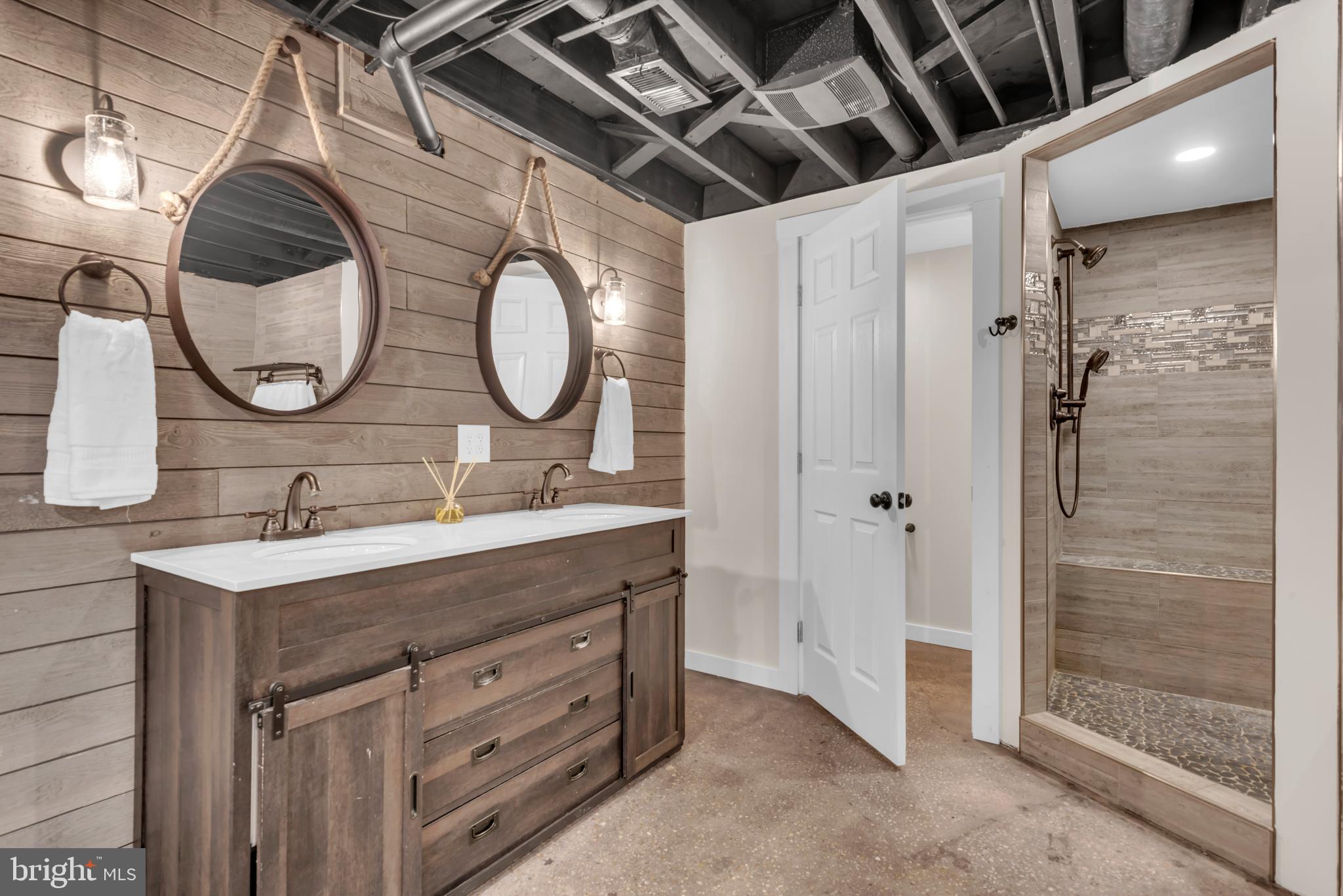 151 LONG POINT COURT