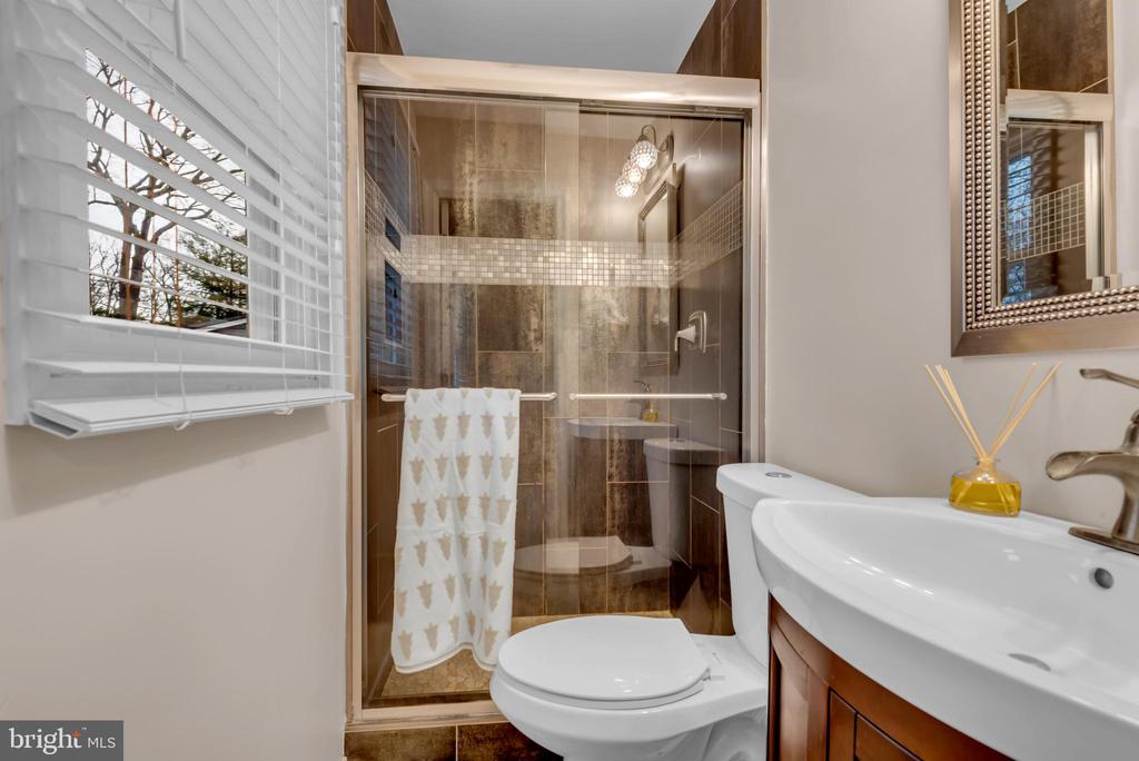 151 LONG POINT COURT