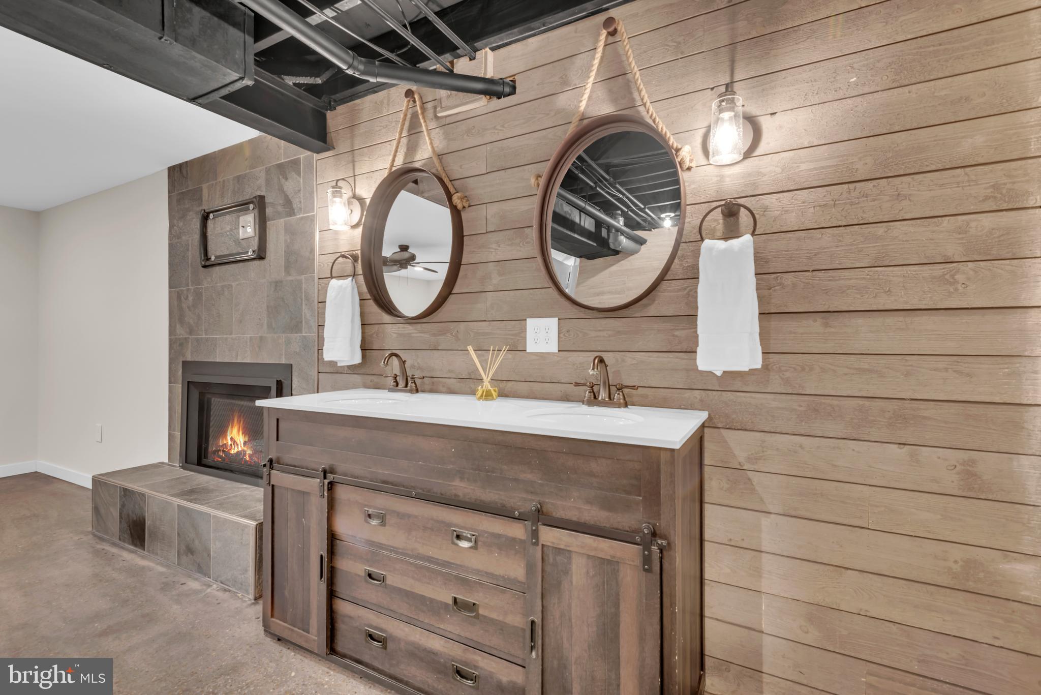 151 LONG POINT COURT