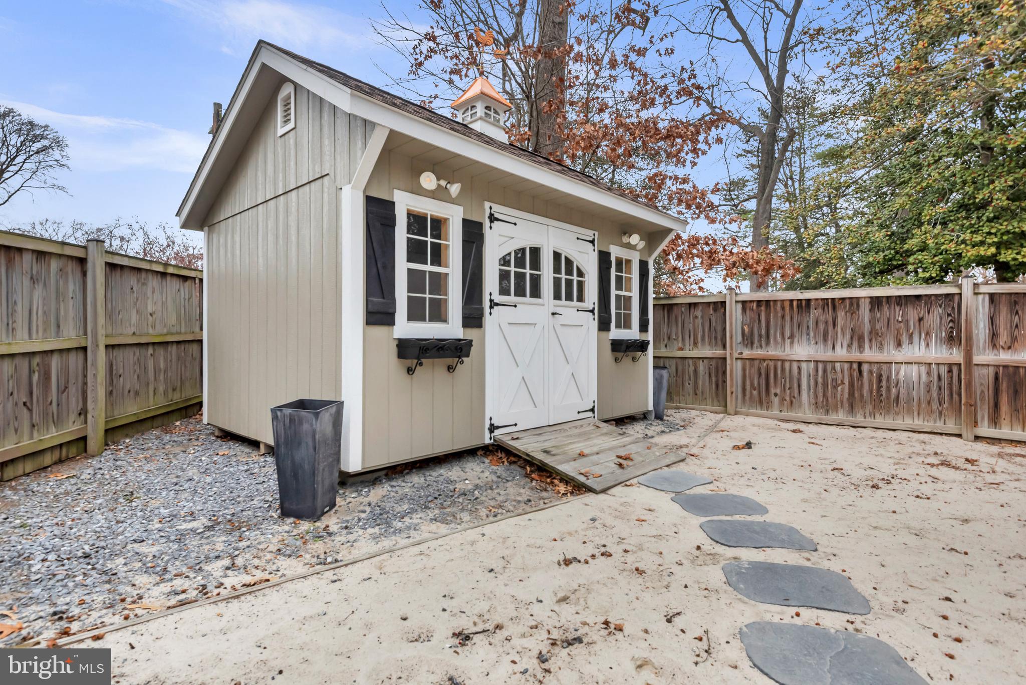 151 LONG POINT COURT