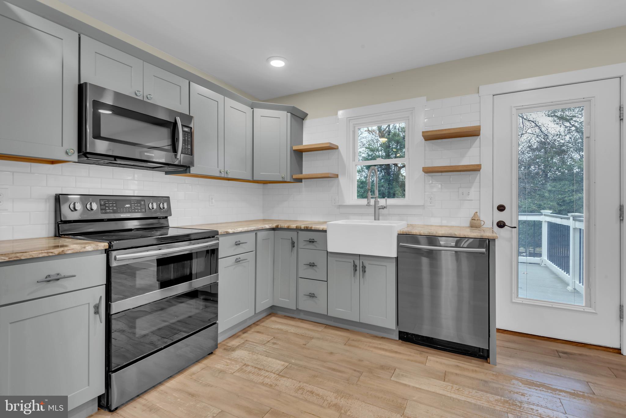 151 LONG POINT COURT