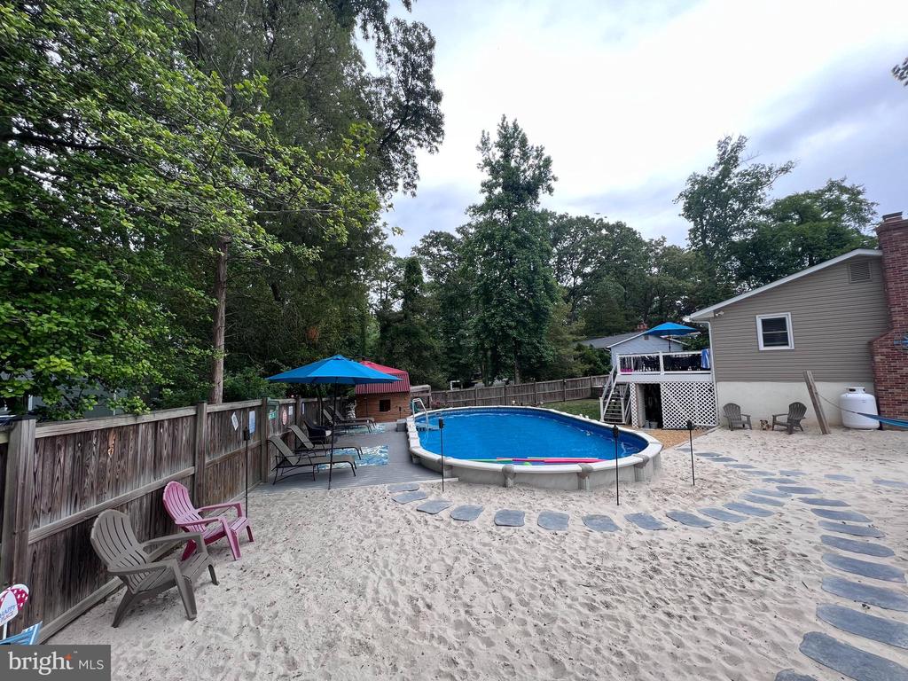 151 LONG POINT COURT