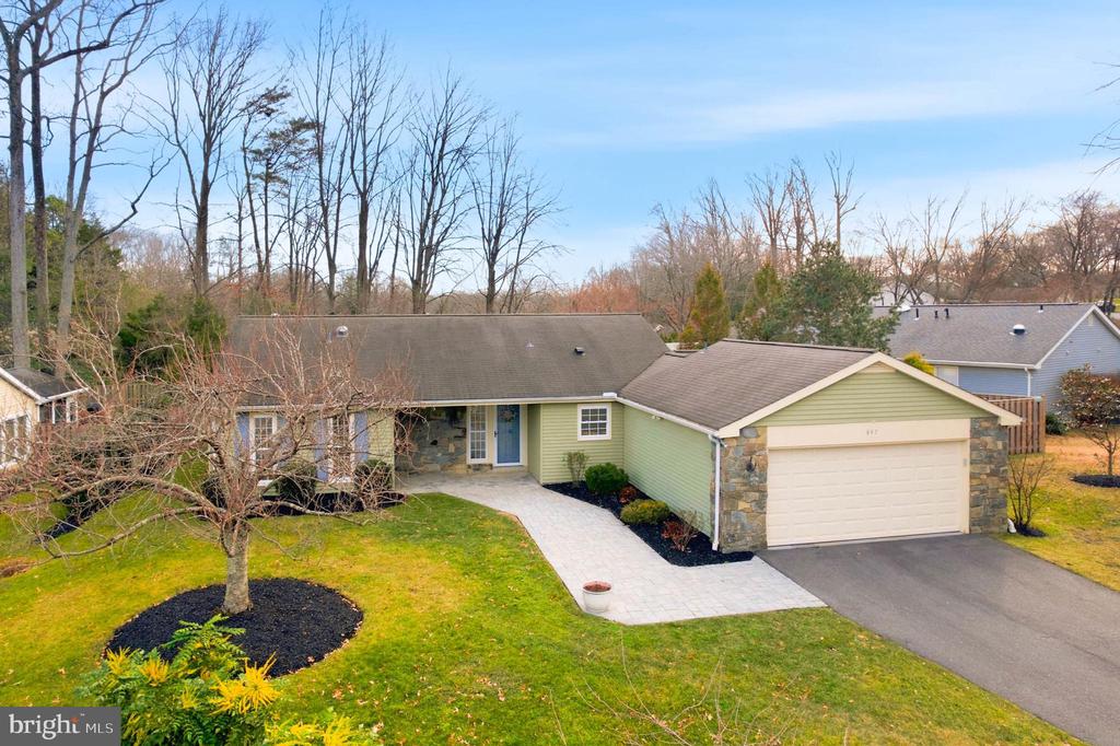 847 WOODMONT ROAD