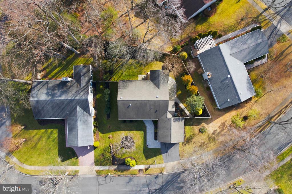 847 WOODMONT ROAD