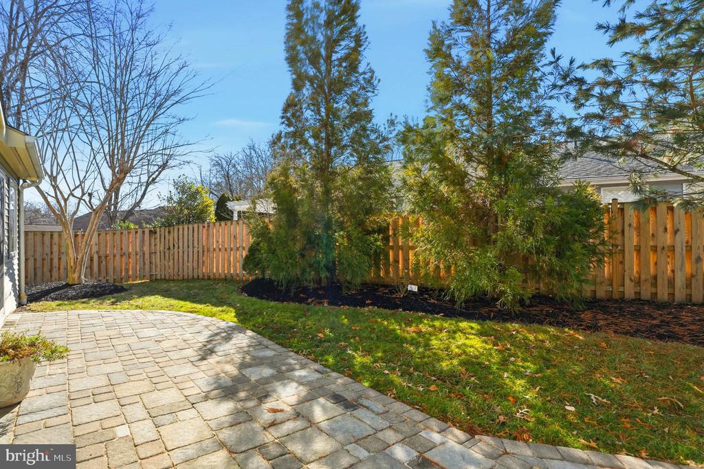 847 WOODMONT ROAD