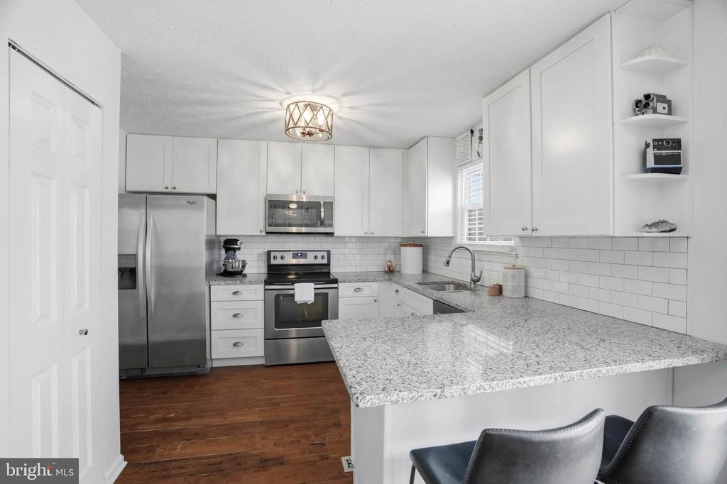 7800 TITAN COURT