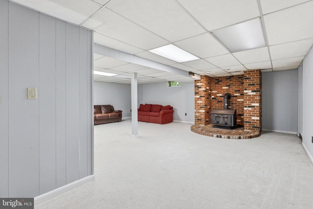 636 BAY GREEN DRIVE