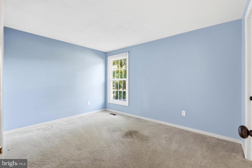 636 BAY GREEN DRIVE