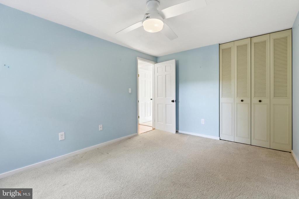 636 BAY GREEN DRIVE